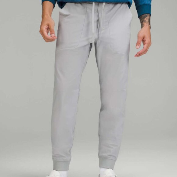 Lululemon ABC Jogger Shorter Warpstreme Pants Silver Drop - Picture 1 of 9